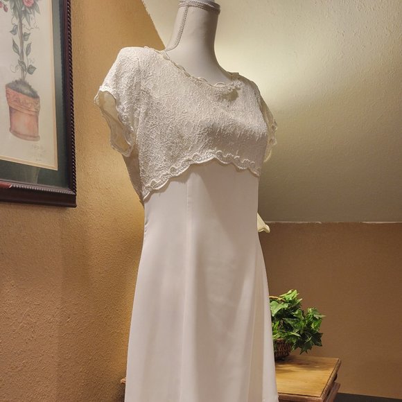 Vintage Jeffrey & Dara by Linda Hutley and Evelyn Socias Cream Evening Dress - Picture 3 of 9